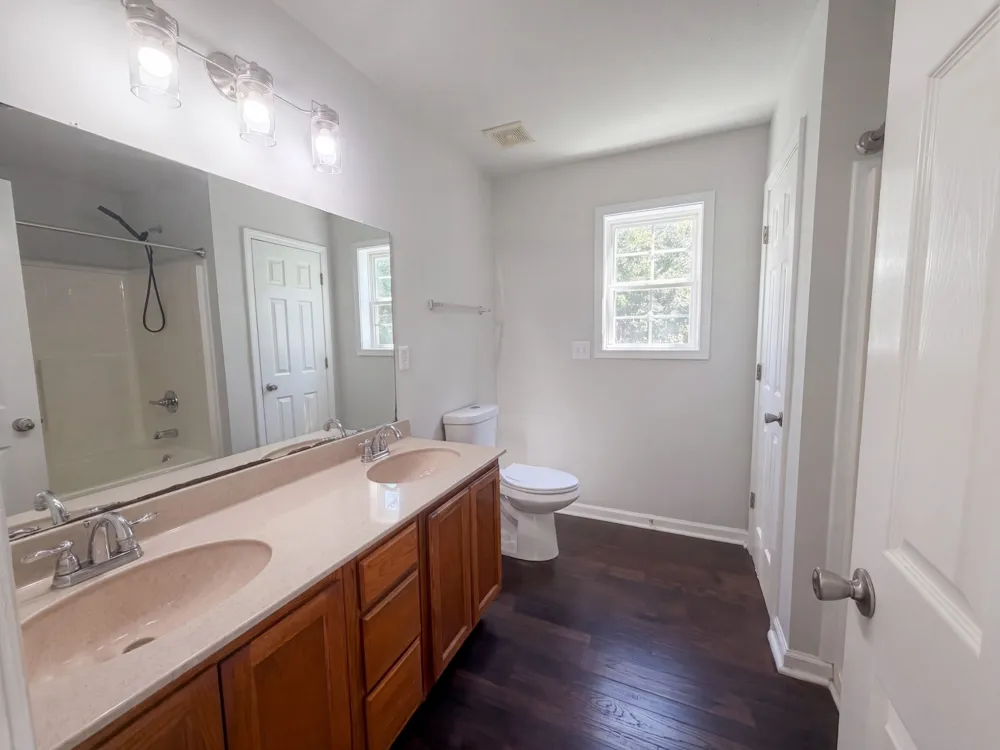 3148 Brook Hill Dr Clarksville, TN 37042