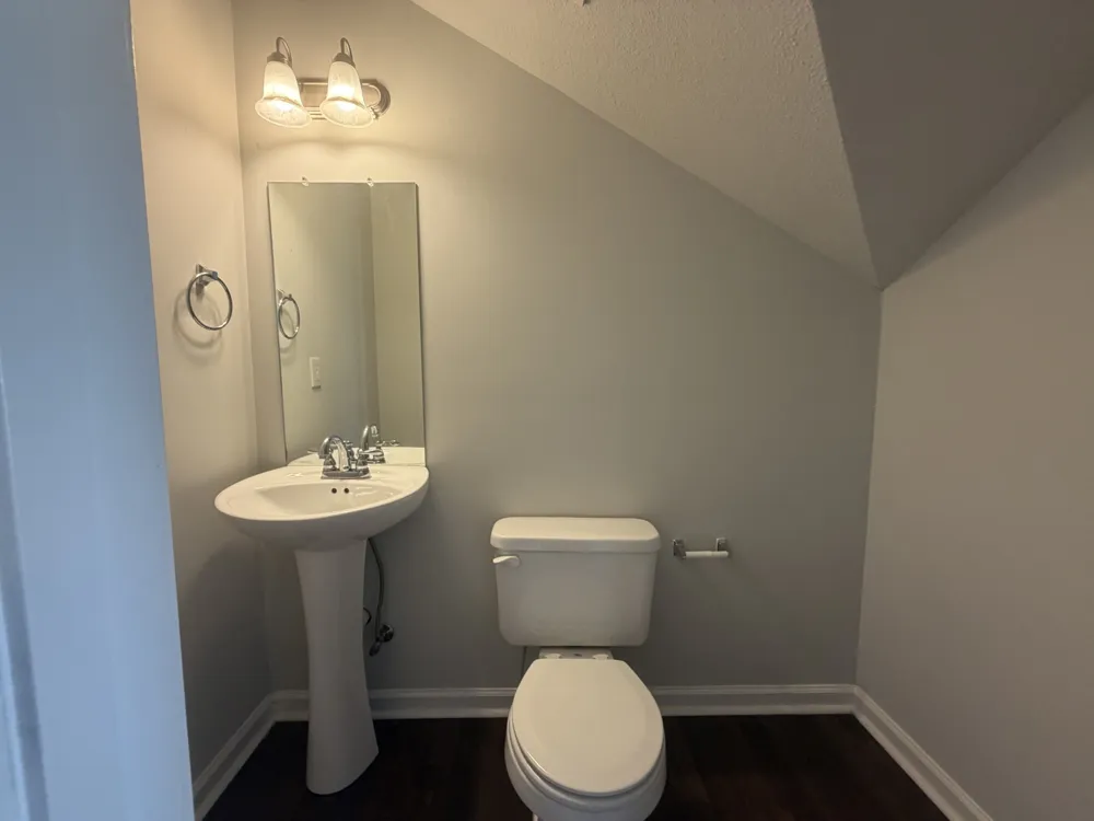 3148 Brook Hill Dr Clarksville, TN 37042