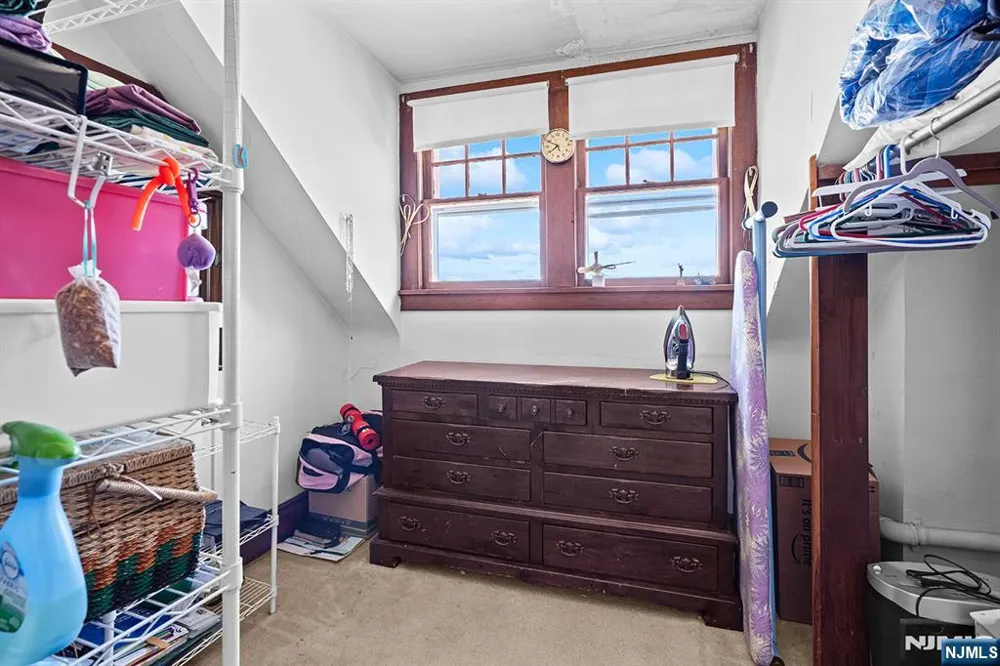 433 Stuyvesant Avenue Lyndhurst, NJ 07071