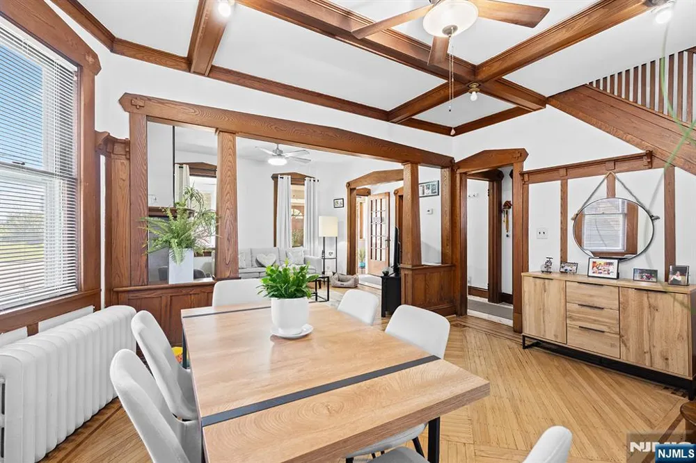 433 Stuyvesant Avenue Lyndhurst, NJ 07071