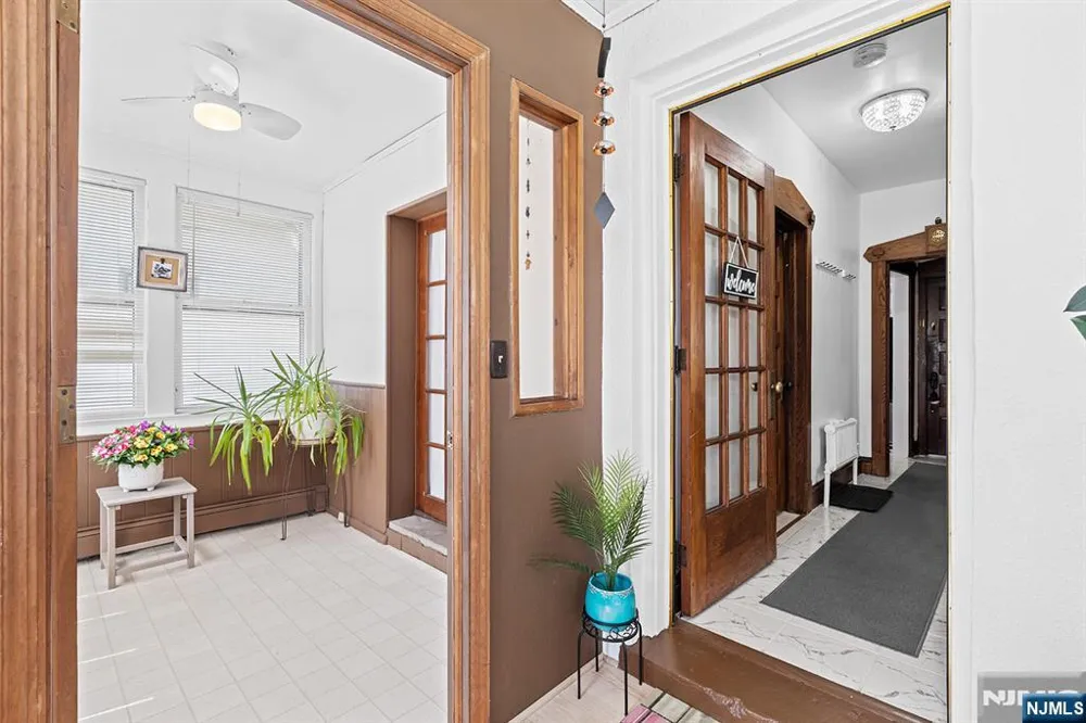 433 Stuyvesant Avenue Lyndhurst, NJ 07071