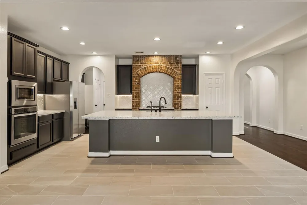 17702 Kathywood Drive Tomball, TX 77377