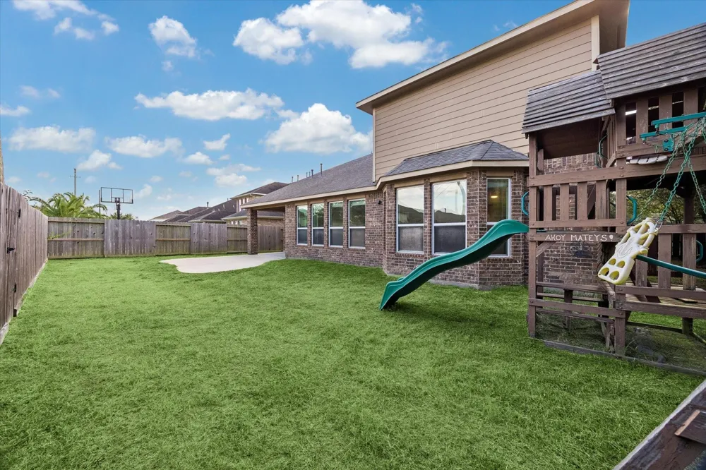 17702 Kathywood Drive Tomball, TX 77377