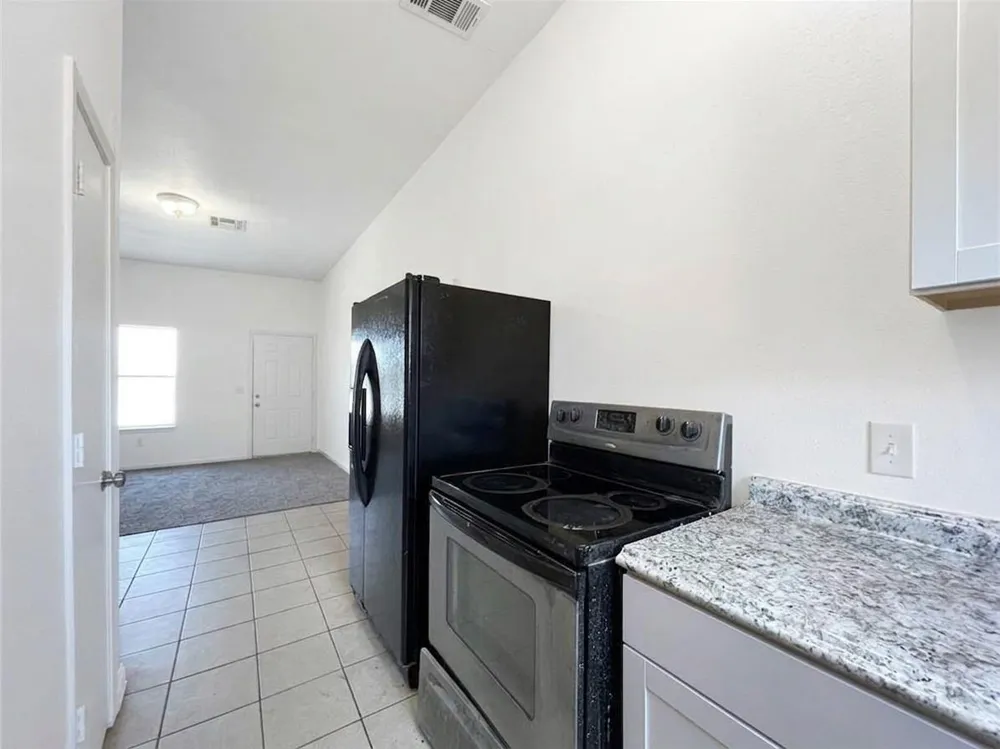 3710 Holmes Road #B Houston, TX 77051