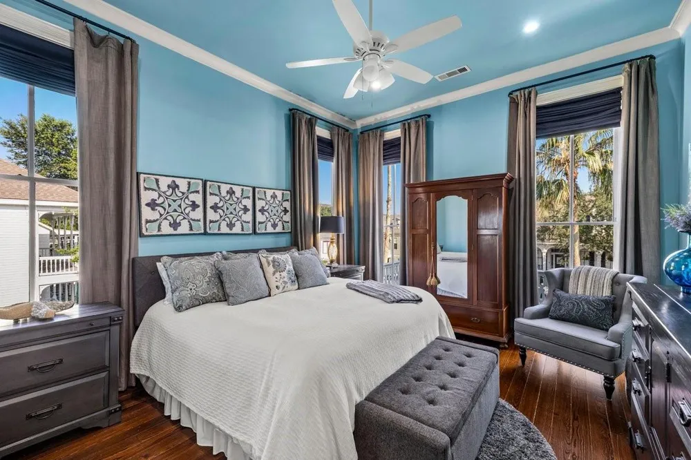 1728 Avenue M Galveston, TX 77550