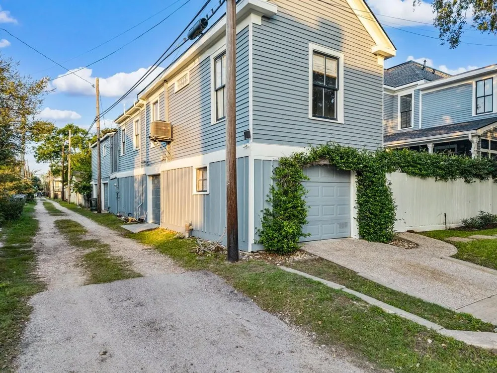 1728 Avenue M Galveston, TX 77550
