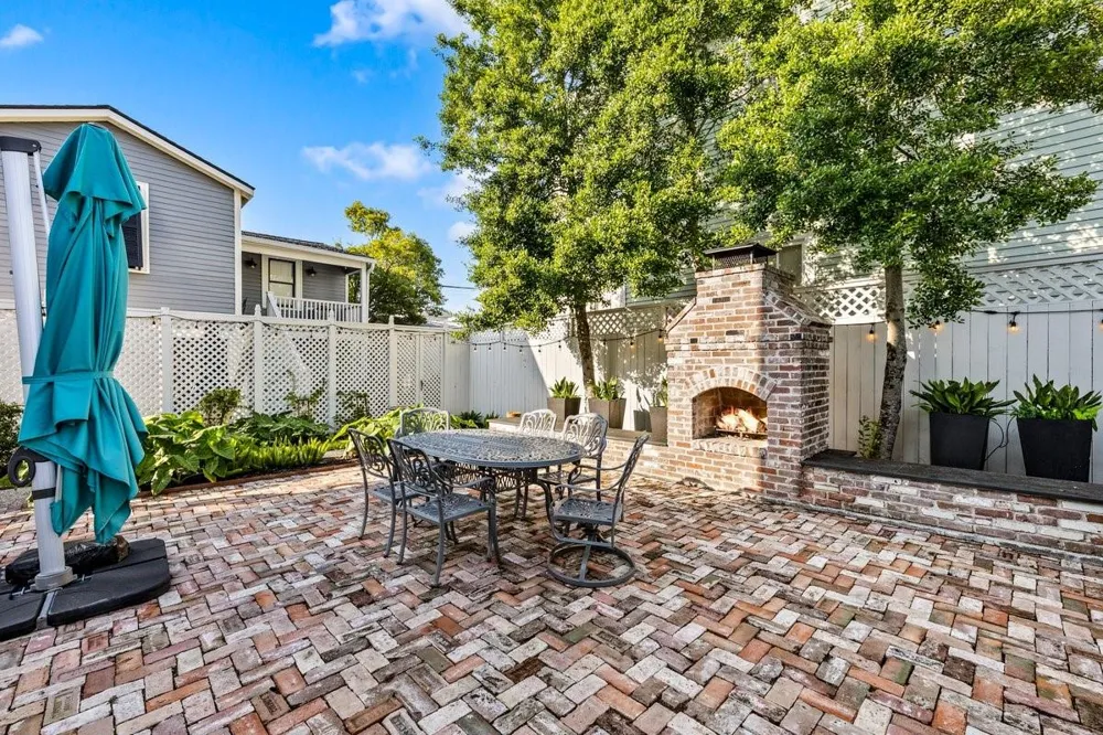 1728 Avenue M Galveston, TX 77550
