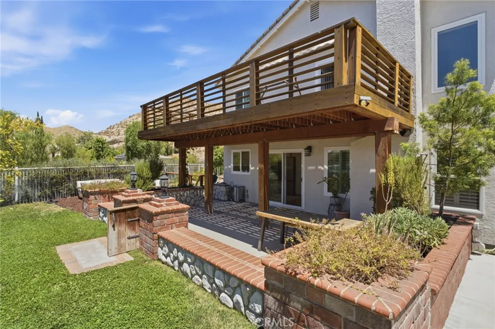 30432 Sunrose Canyon Country, CA 91387