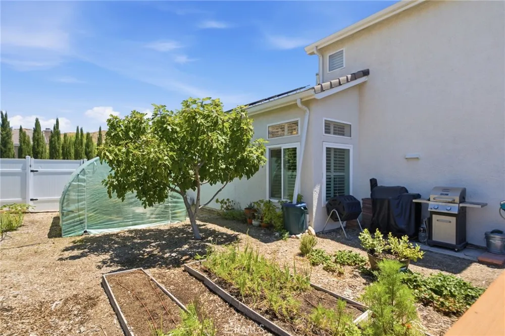 30432 Sunrose Canyon Country, CA 91387