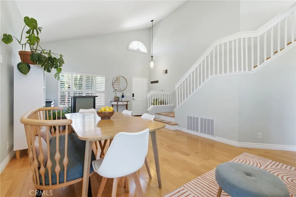 30432 Sunrose Canyon Country, CA 91387