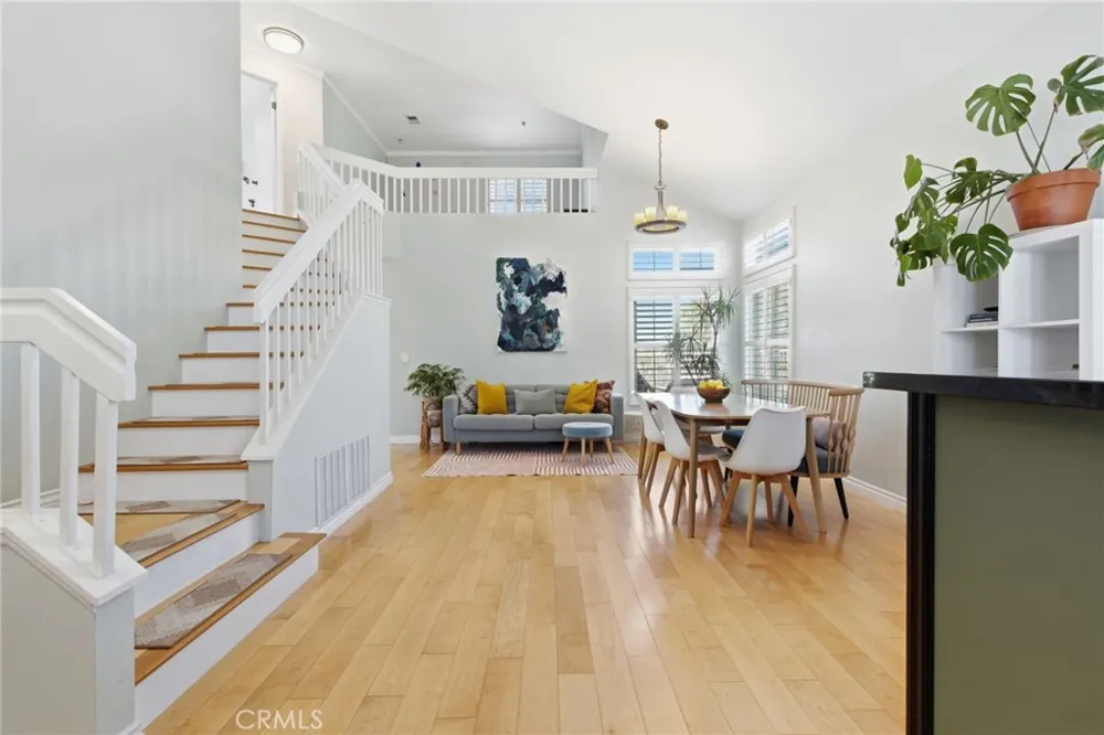 30432 Sunrose Canyon Country, CA 91387