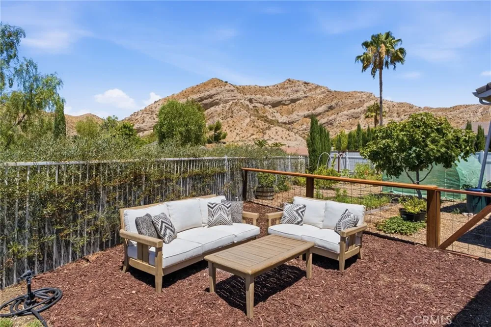 30432 Sunrose Canyon Country, CA 91387