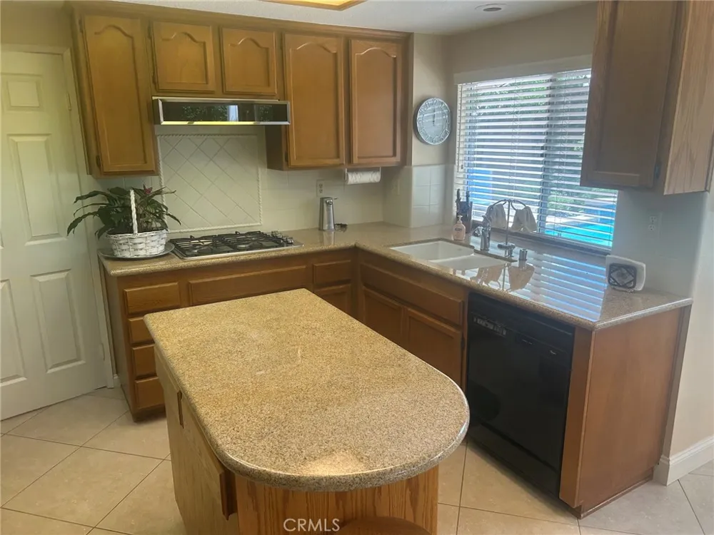 7946 E Elderwood Orange, CA 92869