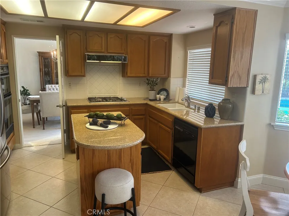 7946 E Elderwood Orange, CA 92869
