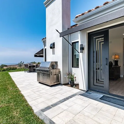 32 Dauphin Dana Point, CA 92629