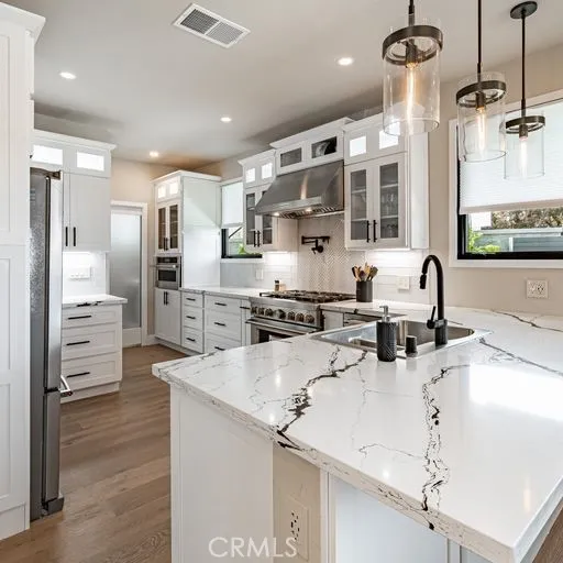 32 Dauphin Dana Point, CA 92629