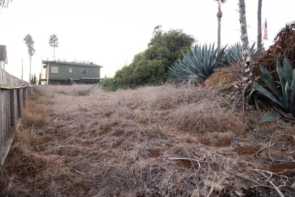 1105 Eucalyptus St Oceanside, CA 92054