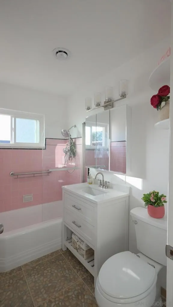 1204 California St Oceanside, CA 92054