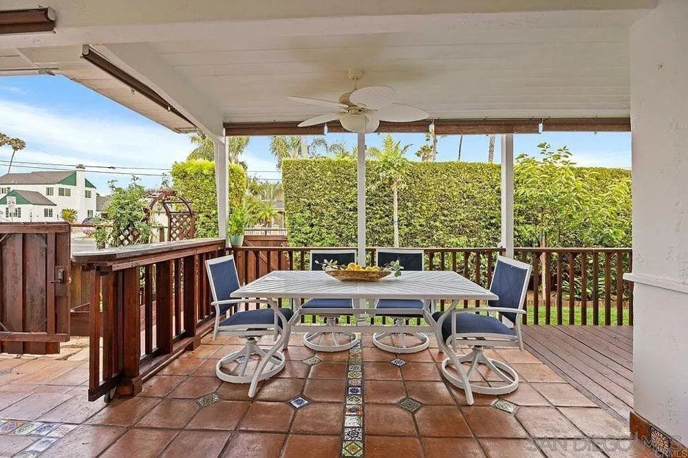 1204 California St Oceanside, CA 92054