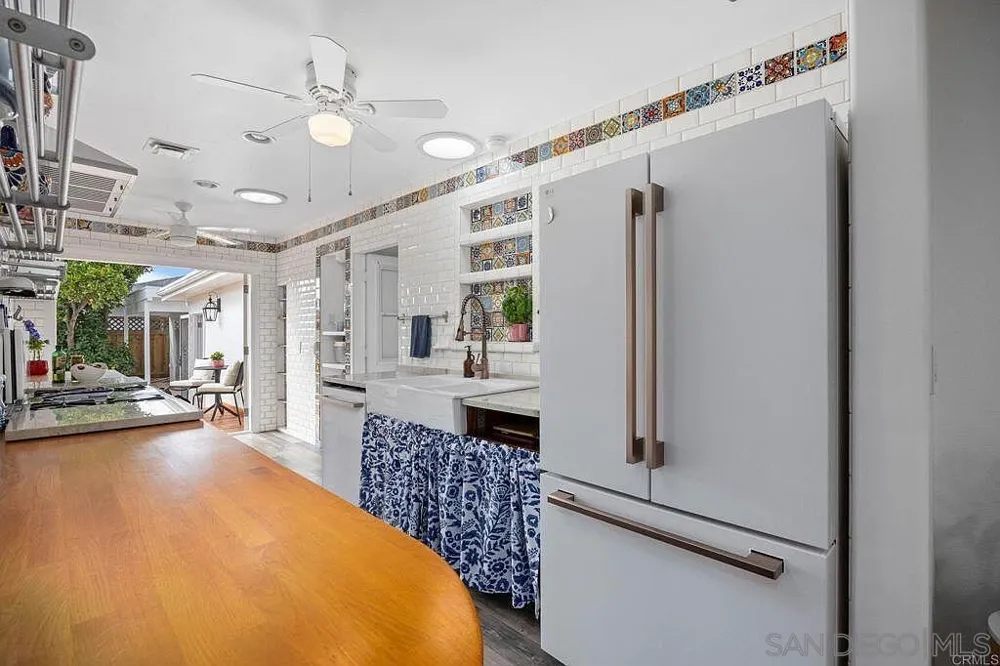 1204 California St Oceanside, CA 92054