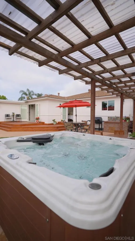 1204 California St Oceanside, CA 92054