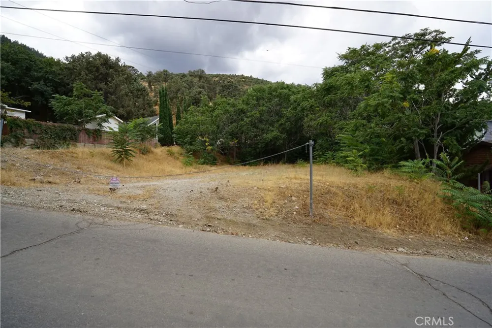 227 E End Frazier Park, CA 93225