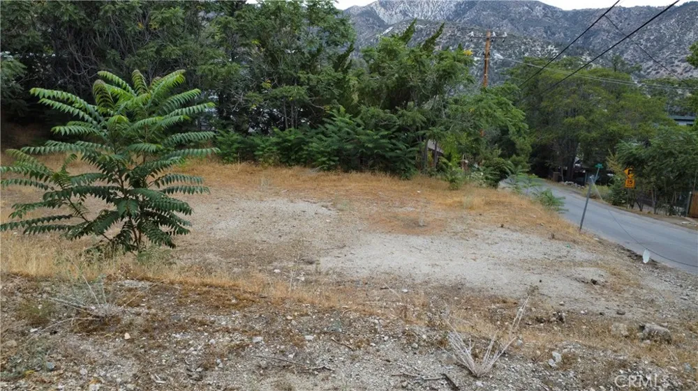 227 E End Frazier Park, CA 93225