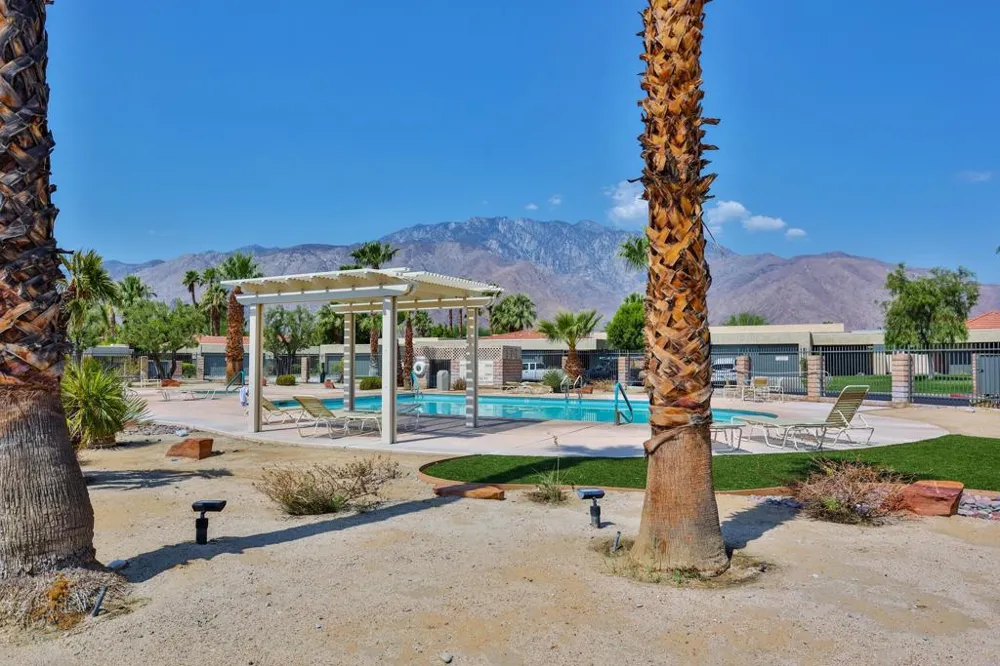 1421 Sunflower Circle Palm Springs, CA 92262