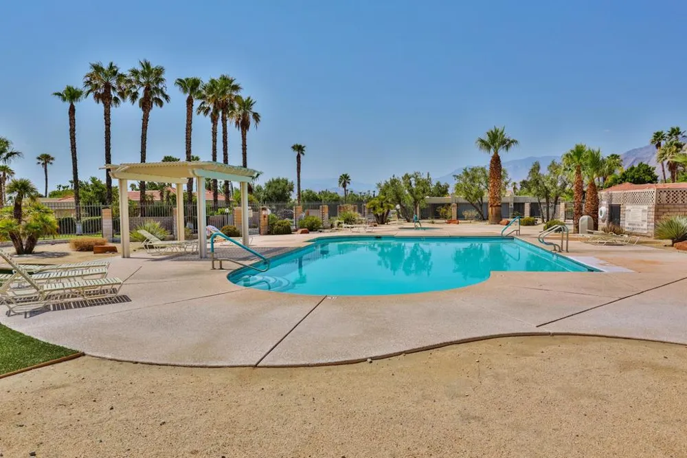 1421 Sunflower Circle Palm Springs, CA 92262