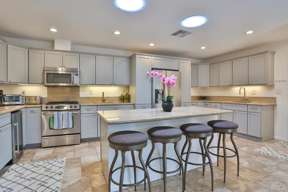 1421 Sunflower Circle Palm Springs, CA 92262