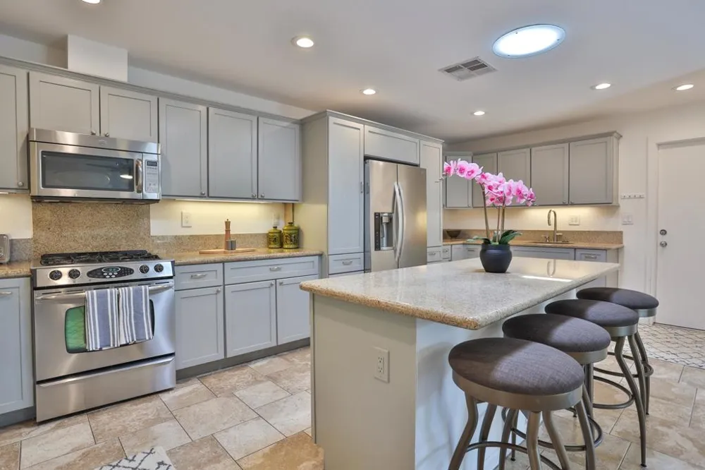 1421 Sunflower Circle Palm Springs, CA 92262