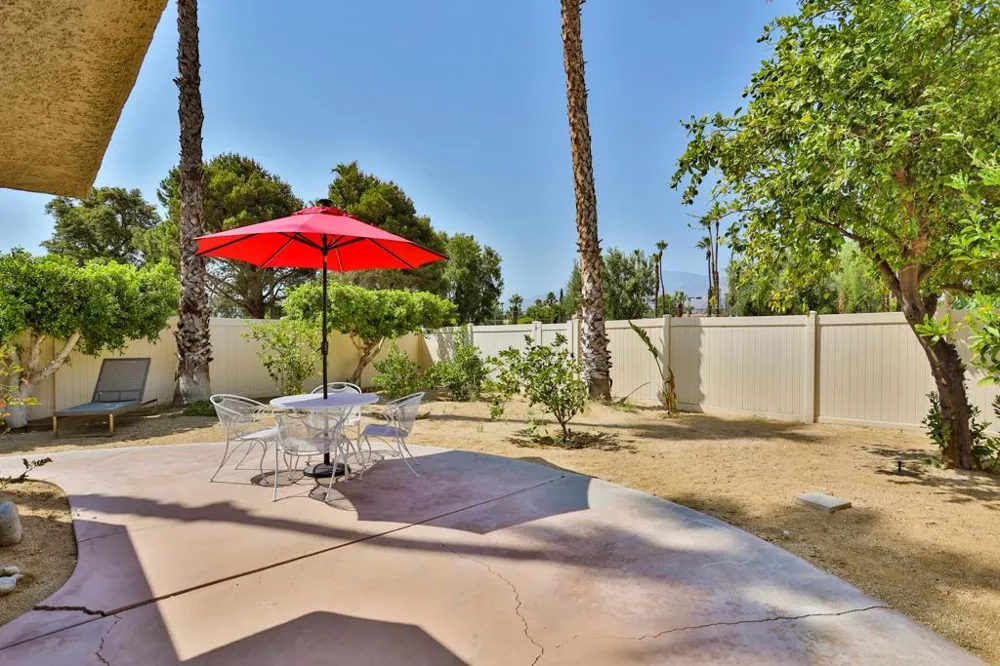 1421 Sunflower Circle Palm Springs, CA 92262