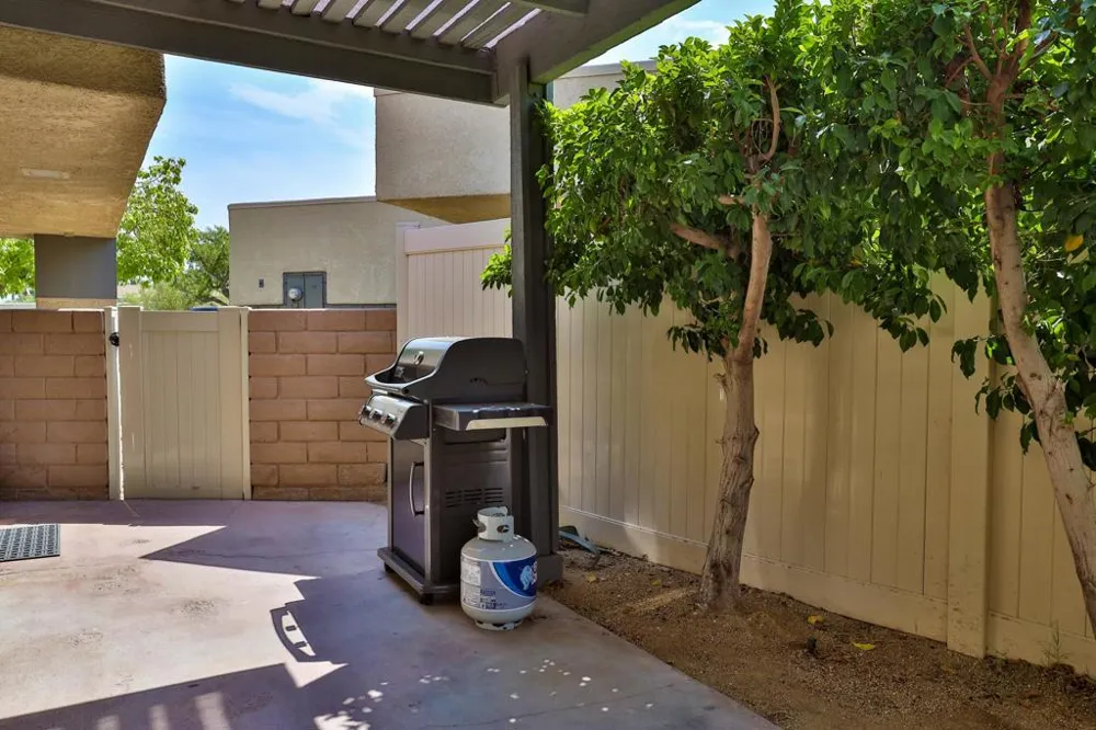 1421 Sunflower Circle Palm Springs, CA 92262