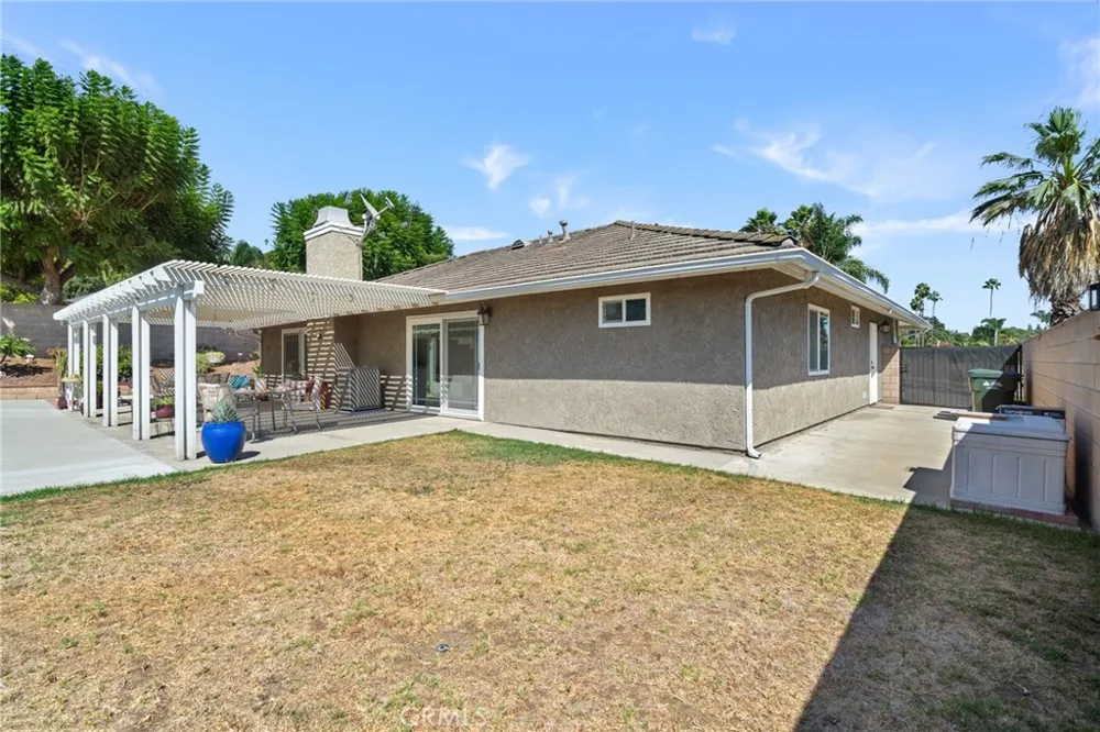 1497 Novell Street Pomona, CA 91768