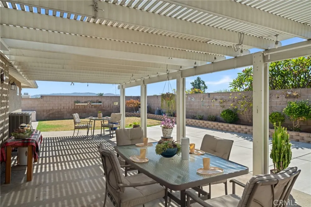 1497 Novell Street Pomona, CA 91768