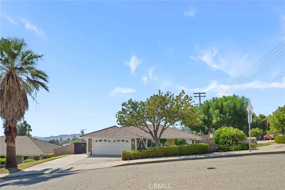 1497 Novell Street Pomona, CA 91768