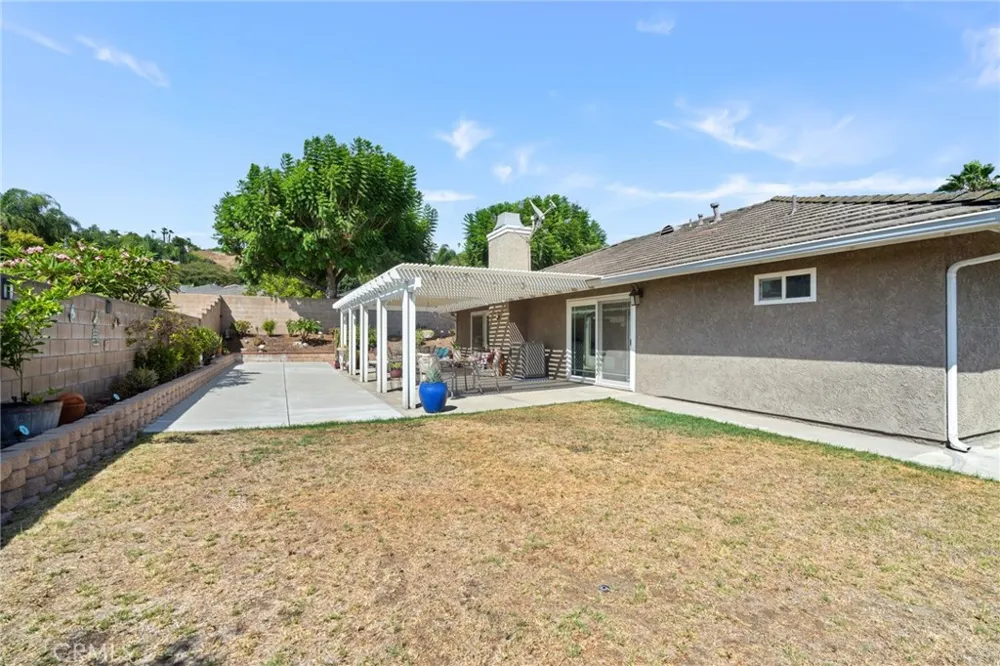 1497 Novell Street Pomona, CA 91768