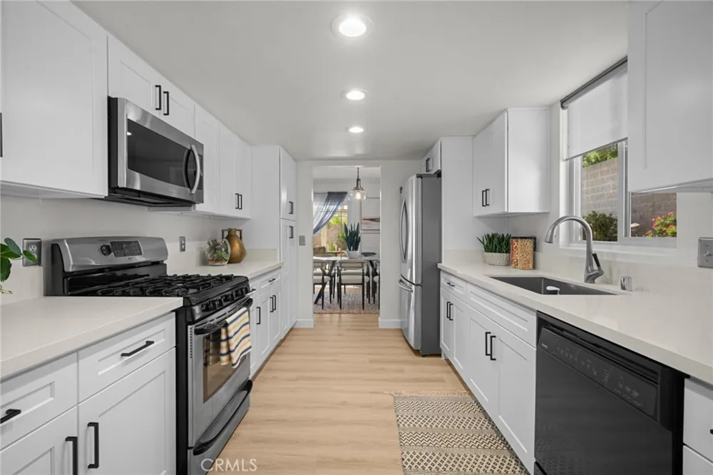 1497 Novell Street Pomona, CA 91768