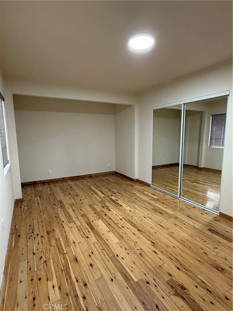 7881 Claybeck Avenue Sun Valley, CA 91352