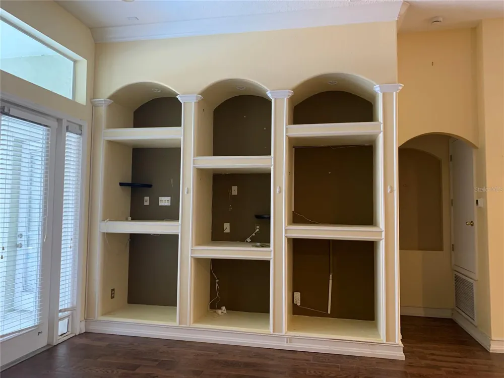 6738 VISTA PARK BOULEVARD Orlando, FL 32829