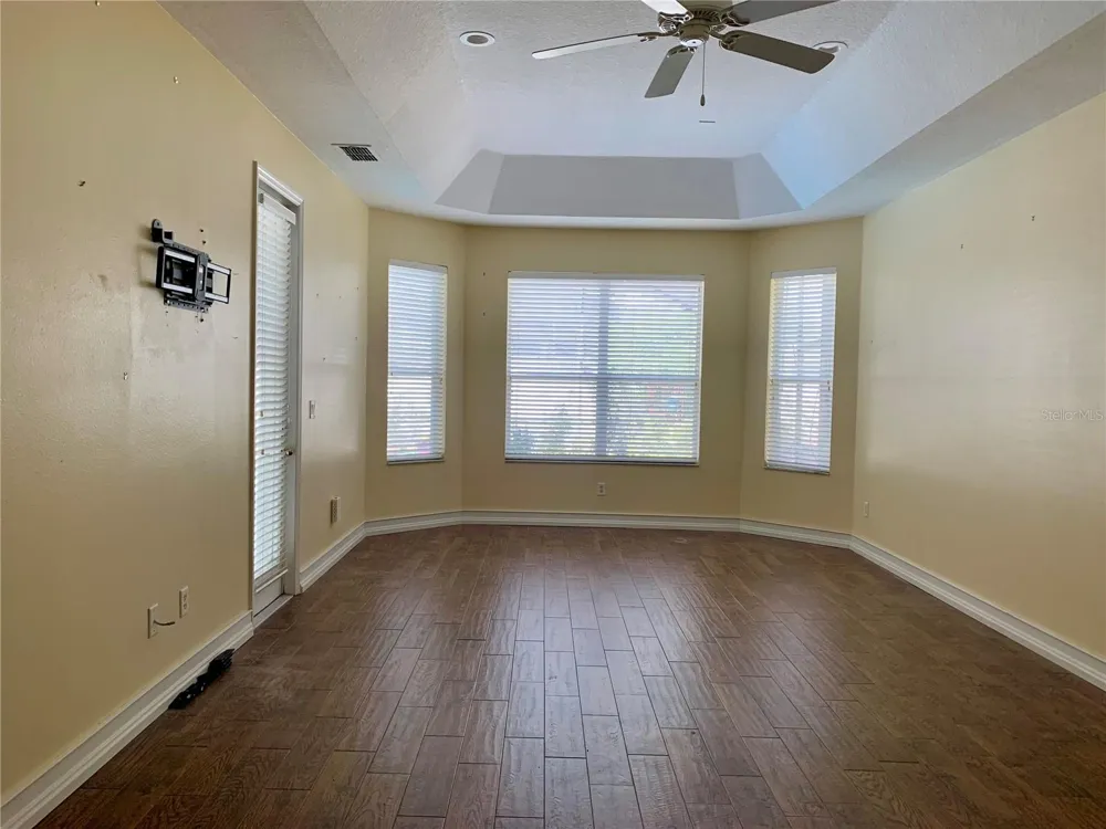 6738 VISTA PARK BOULEVARD Orlando, FL 32829