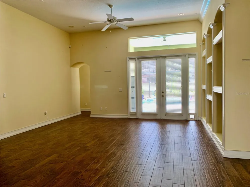 6738 VISTA PARK BOULEVARD Orlando, FL 32829