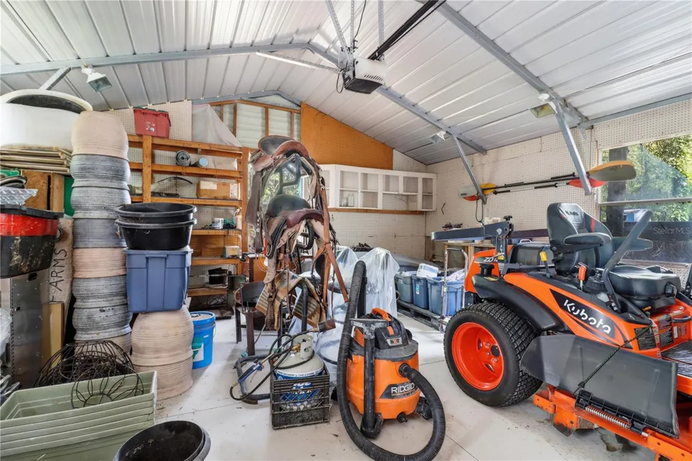 6791 VELVETEEN POINT Dunnellon, FL 34433