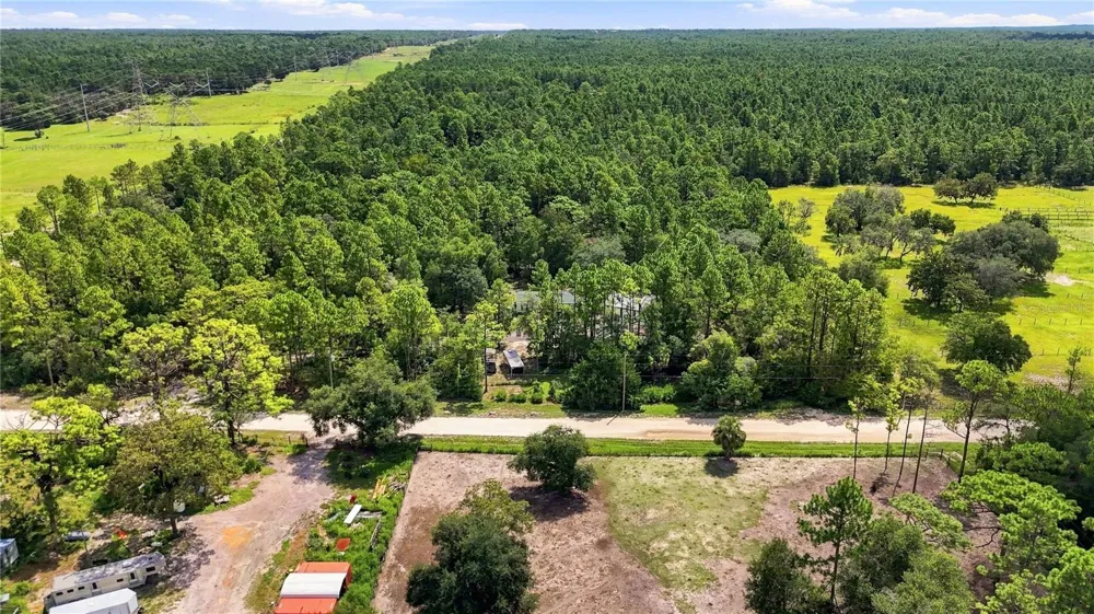 6791 VELVETEEN POINT Dunnellon, FL 34433