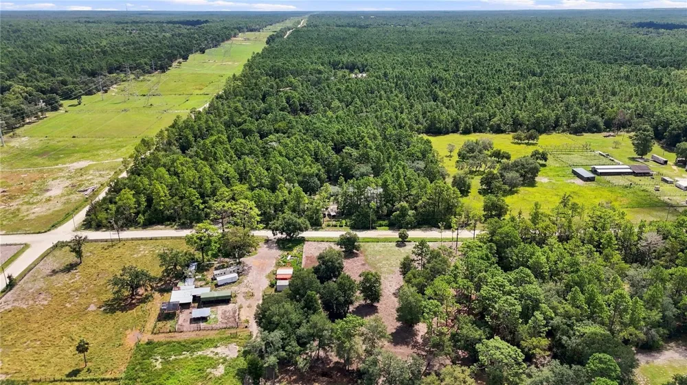 6791 VELVETEEN POINT Dunnellon, FL 34433