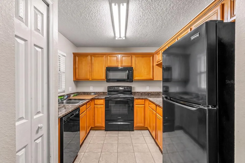 211 PENMARK STONE PLACE Valrico, FL 33594