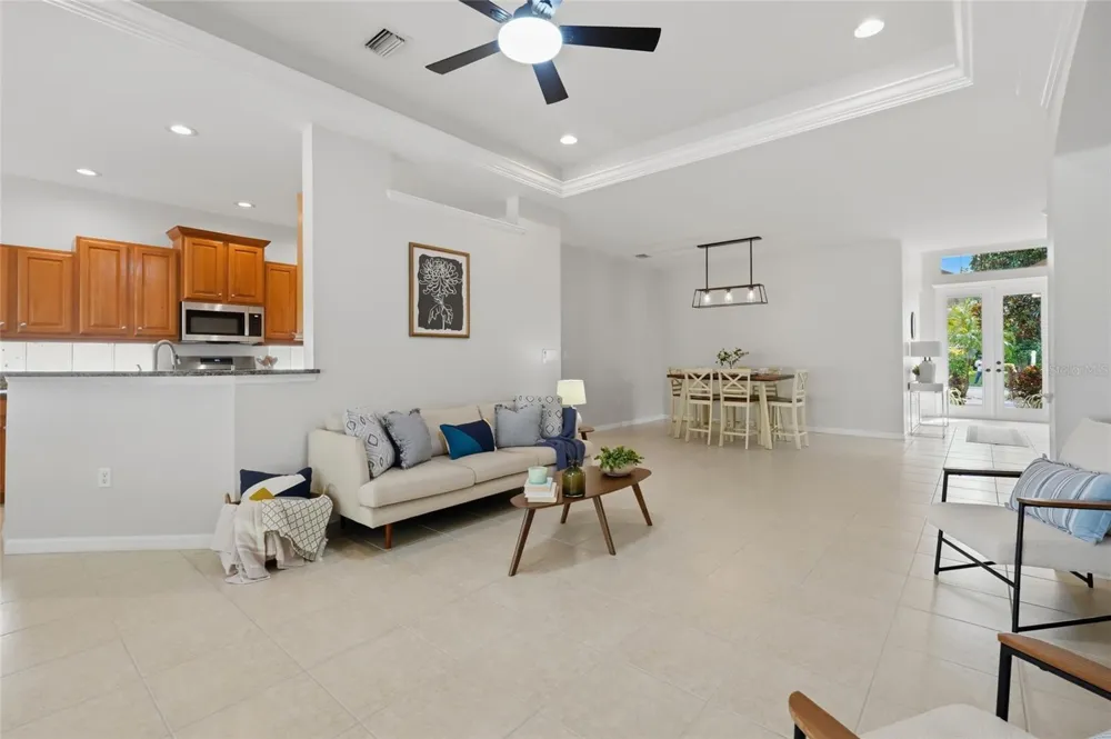 7019 OWLS NEST TERRACE Bradenton, FL 34203