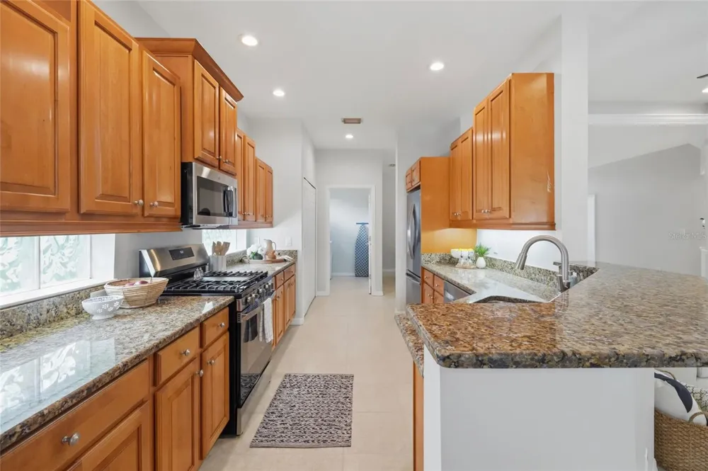 7019 OWLS NEST TERRACE Bradenton, FL 34203