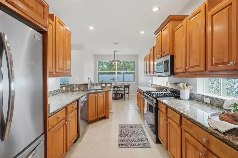 7019 OWLS NEST TERRACE Bradenton, FL 34203