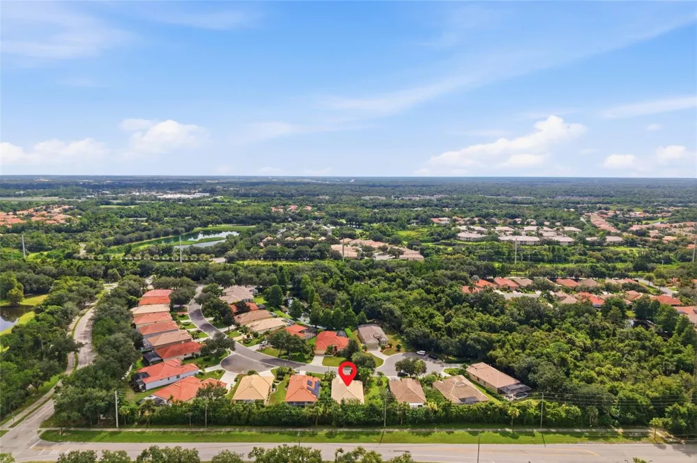 7019 OWLS NEST TERRACE Bradenton, FL 34203